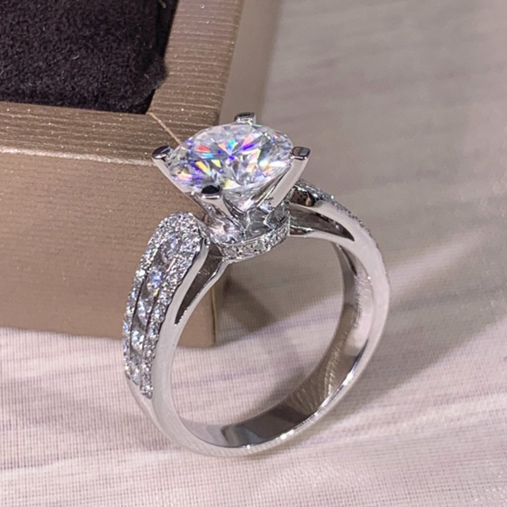 "Engagement Anillos Round Zircon Silver Plated Wedding Beautiful Ring, UNVN12053